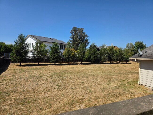 Building Photo - 780 W Cotati Ave