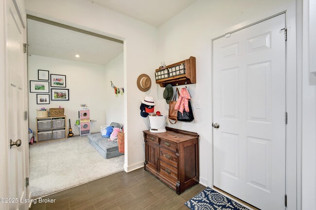 Building Photo - 3407 Grassland Ct