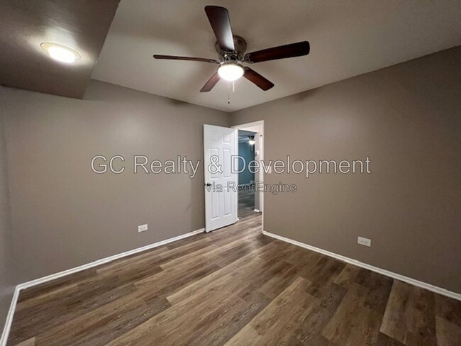 Building Photo - 314 N Warwick Ave