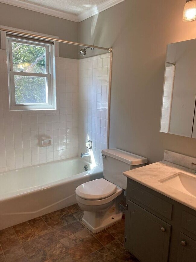 Building Photo - 4 Bedroom South Charlotte Home!