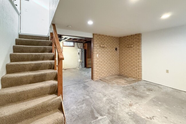 Building Photo - ** $500 OFF FIRST MONTH ** Riverfront 3-Bedroom Historical Richland Home