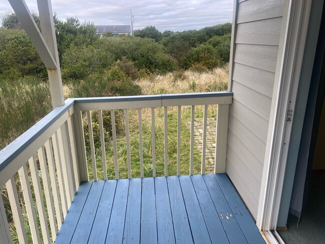 Building Photo - 934 Starfish Ct SW