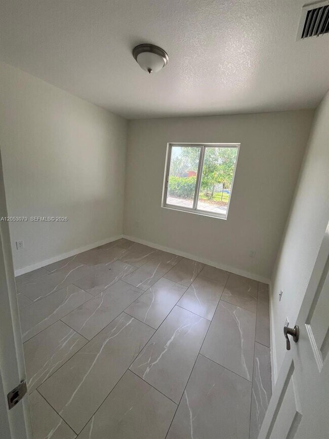 Building Photo - 10229 SW 173rd St
