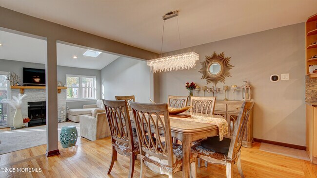 Building Photo - 141 Chestnut Way