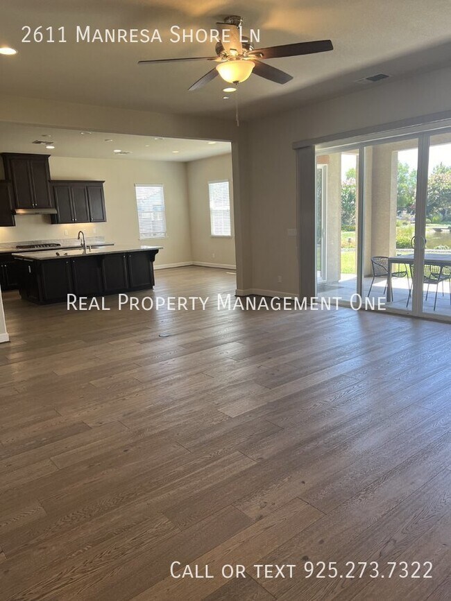 Building Photo - 2611 Manresa Shore Ln