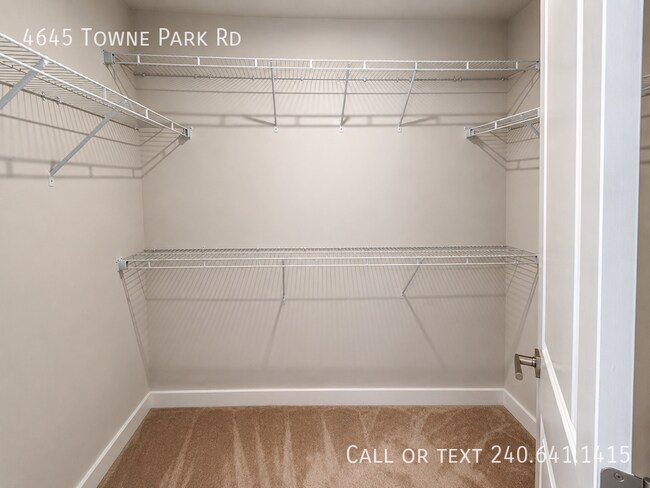 Building Photo - 4645 Towne Park Rd