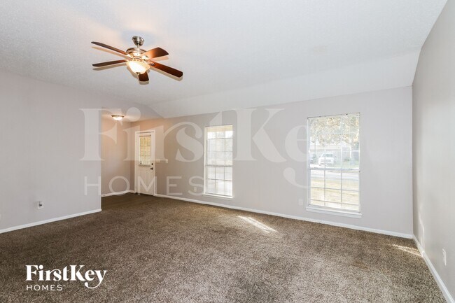 Building Photo - 18115 Brooknoll Dr