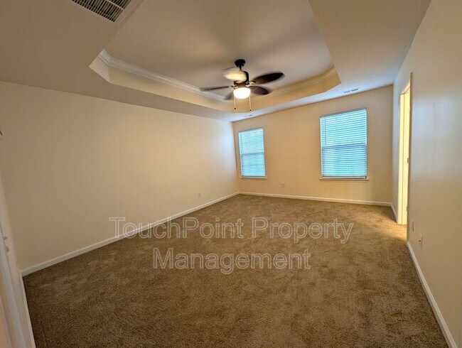 Building Photo - 4061 Zilker Park Dr