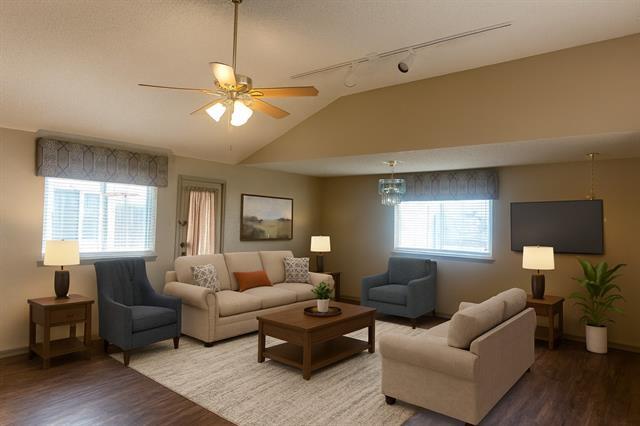 Building Photo - 451 Hancock Ct