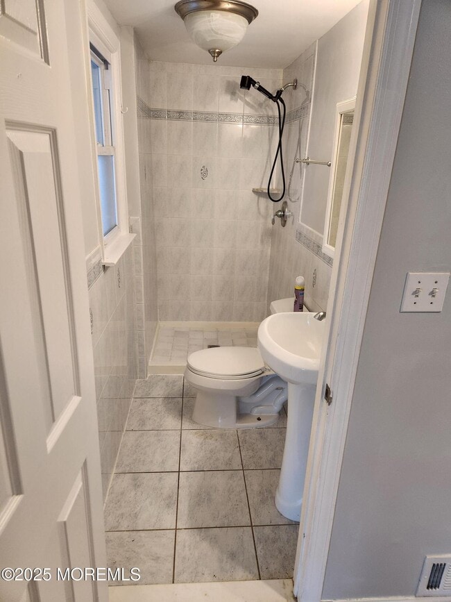 Building Photo - 110 Cold Indian Springs Rd