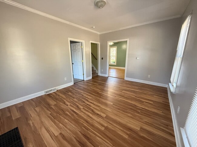 Building Photo - Spacious Two-Bedroom Home