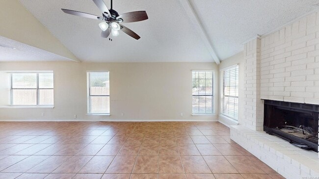 Building Photo - 2210 Muddy Peak Dr