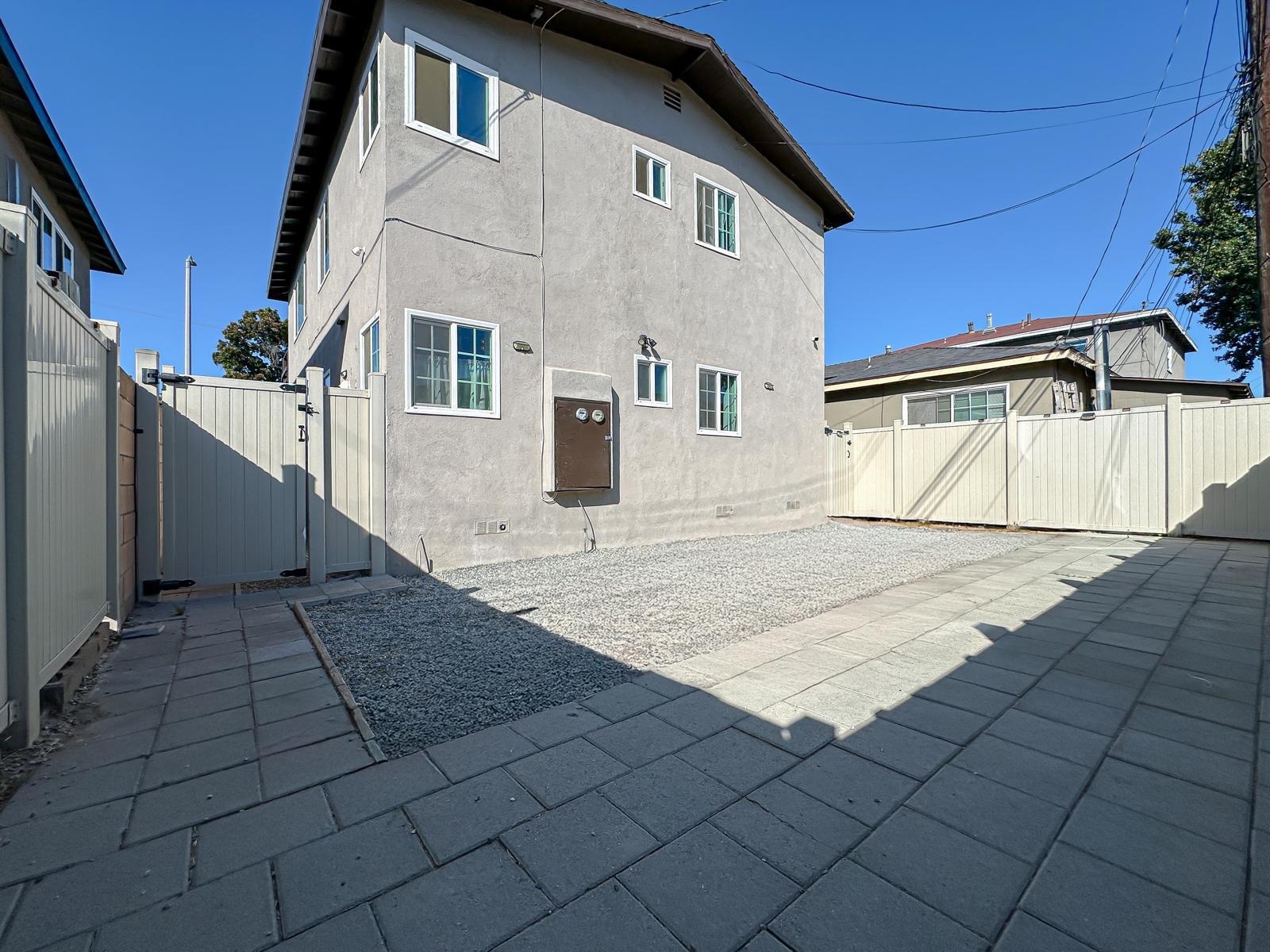 Building Photo - 158 W Del Amo Blvd