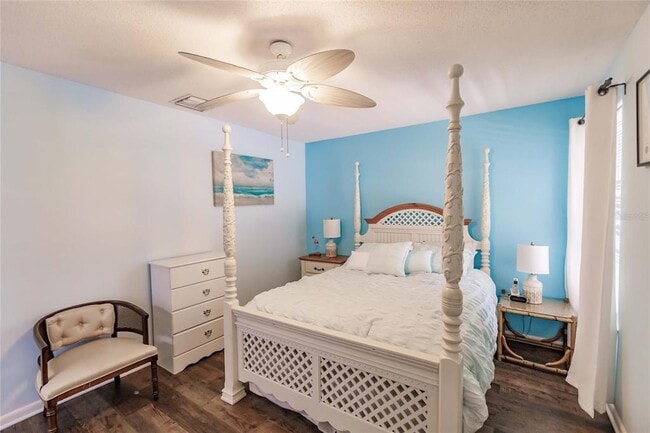 Building Photo - 6061 E Peppertree Way