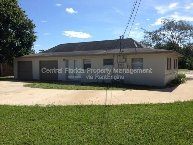 Building Photo - 1330 W Fowler Dr