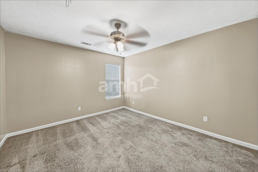 Building Photo - 4101 S Fork Dr