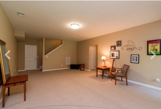 Building Photo - 217 Brushy Creek Ln