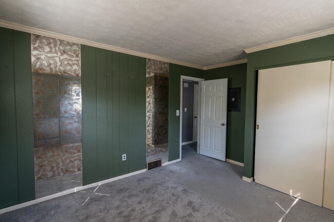 Building Photo - 3776 Feather Ln