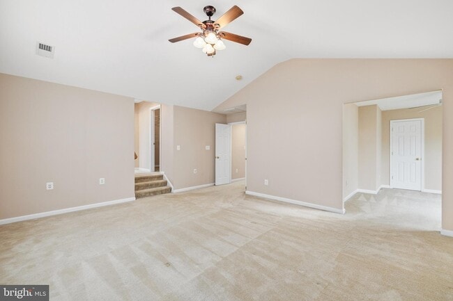 Building Photo - 9036 Woodpecker Ct