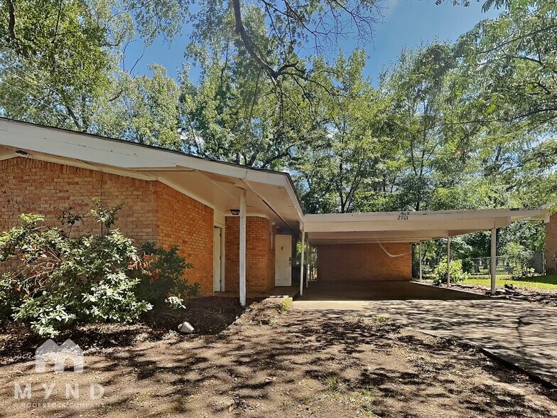 Primary Photo - 2701 Stillwell Dr