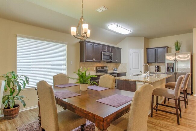 Building Photo - 5141 Grayson Ridge Dr