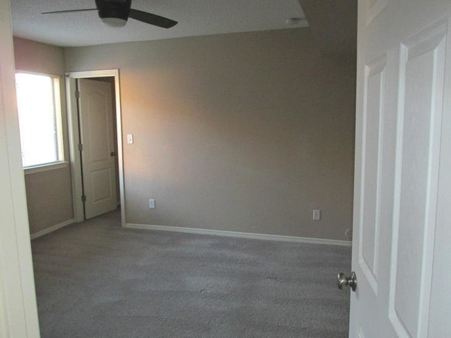 Building Photo - 11728 Mesquite Bush Dr