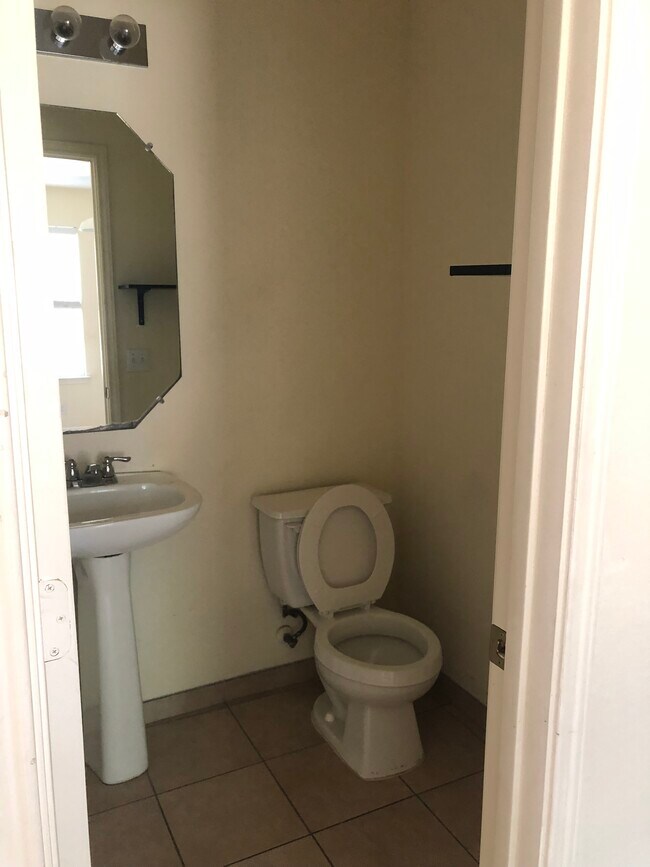 Building Photo - 1444 Kenneys Way