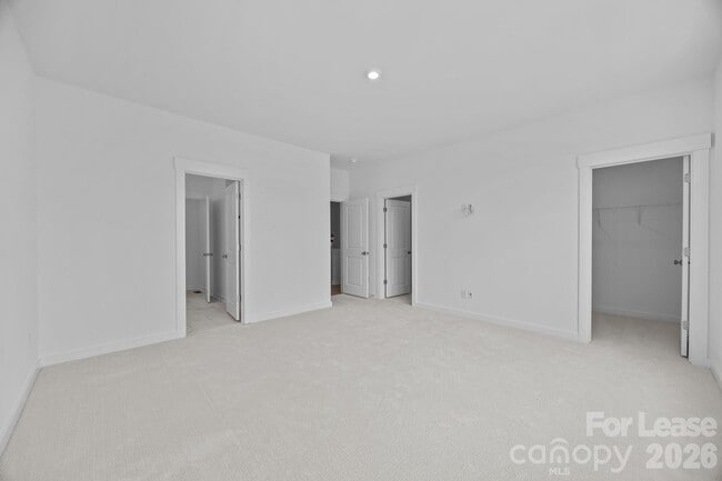 Building Photo - 4332 Honeywalk Ln