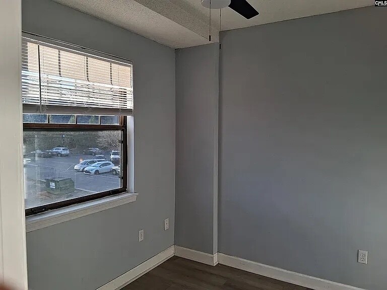 Building Photo - 2009 Greene St