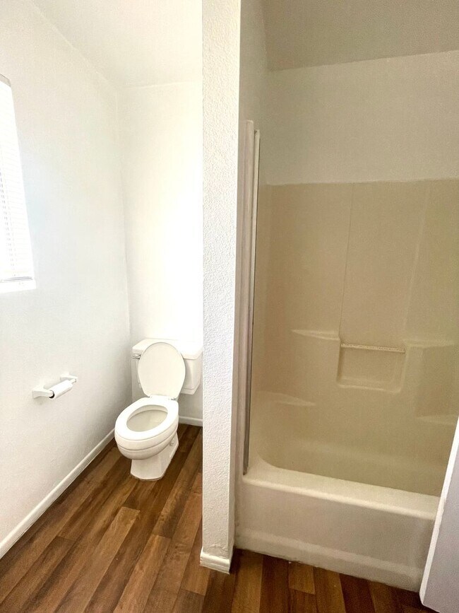 Building Photo - 74077 Cactus Dr