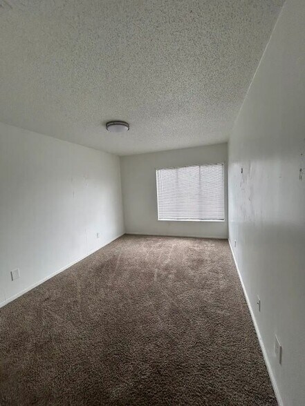 Building Photo - 7616 Las Palmas Way