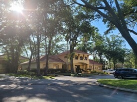 Building Photo - 5621 Pinnacle Heights Cir