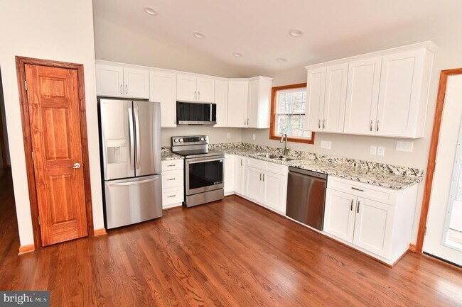 Building Photo - 603 Panther Dr