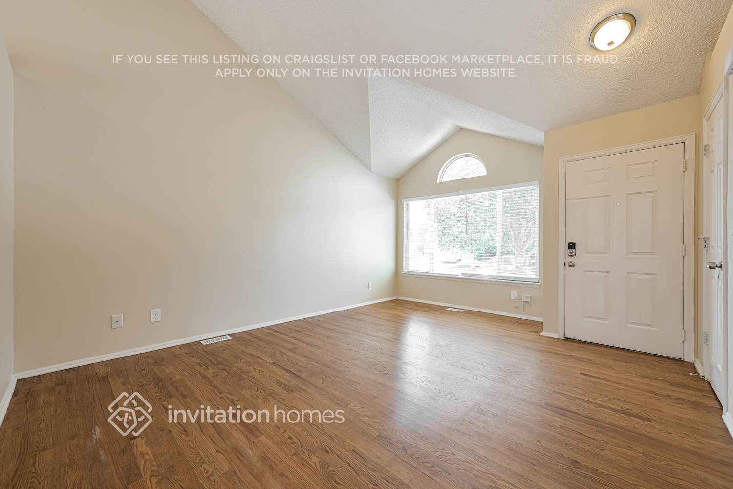 Building Photo - 9636 Lameria Dr
