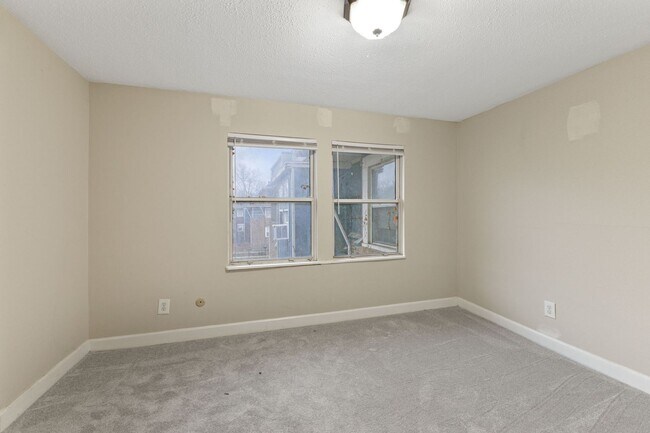 Building Photo - 3609 Balsam Ave
