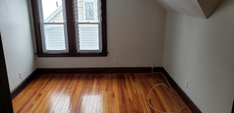 Building Photo - 230 S Main St