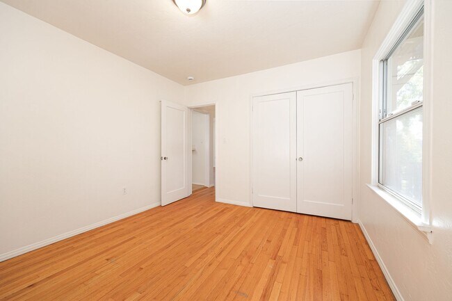 Building Photo - Recently Upgraded Detached Home with Large...