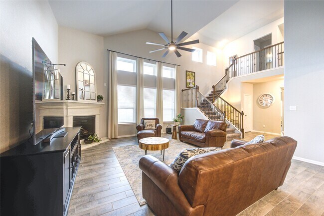 Building Photo - 5439 Rustic Ruby Dr