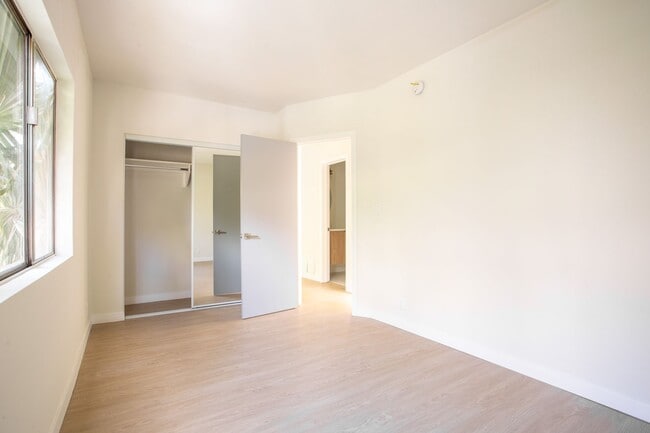 Interior Photo - 1811 Tamarind Apartments