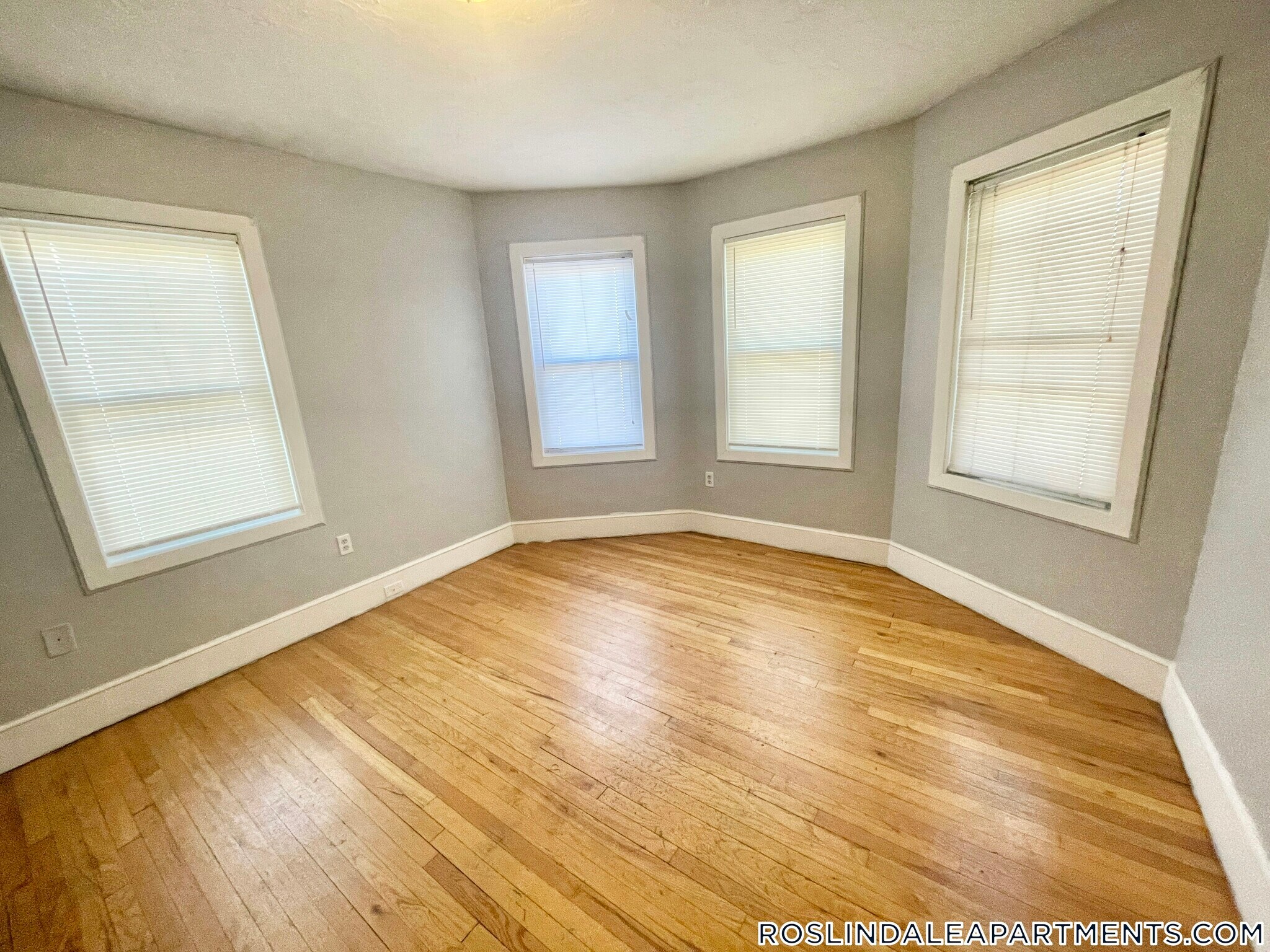 Building Photo - 4041 Washington St