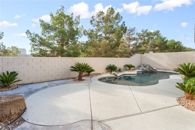 Building Photo - 912 Siena Hills Ln