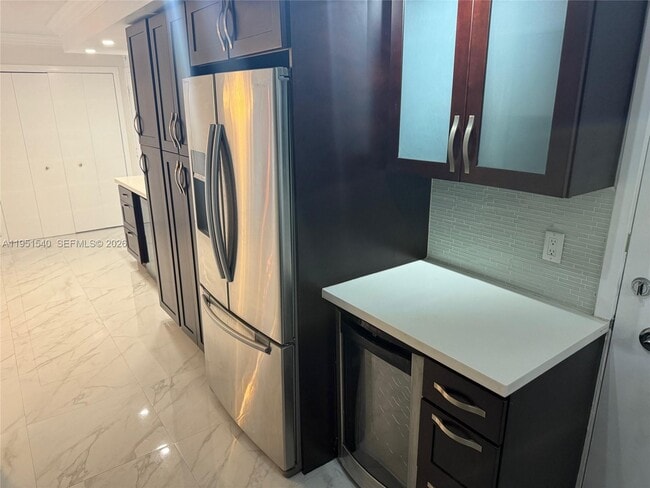 Building Photo - 6770 Indian Creek Dr