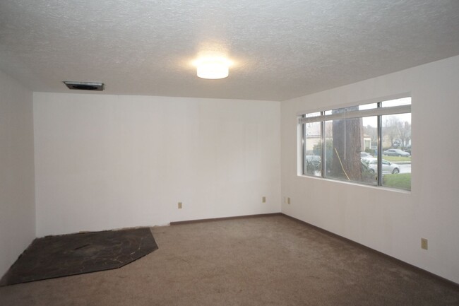 Building Photo - 3 bedroom ranch near University of Portland