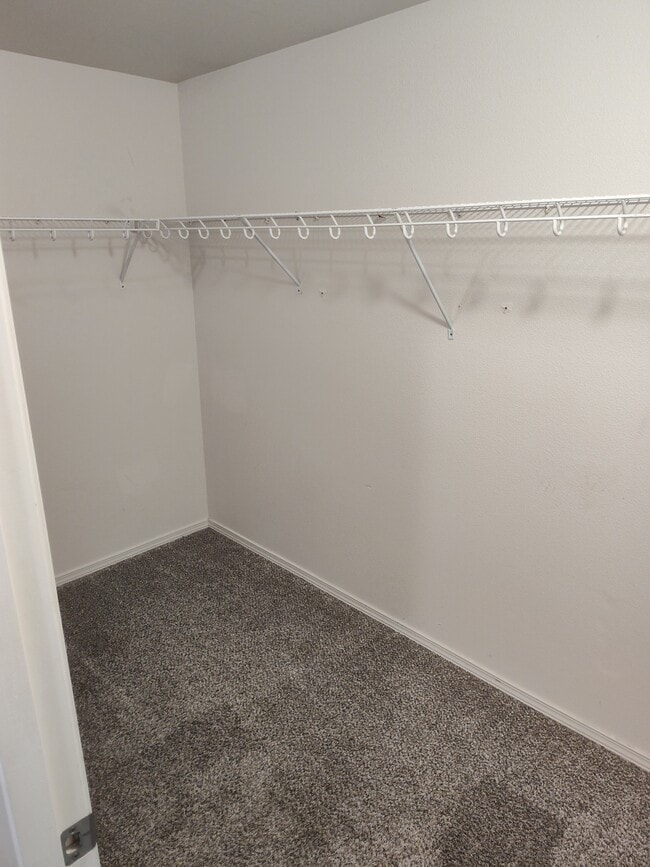 Building Photo - 4211 Holland Ln
