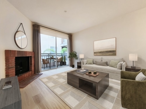 Interior Photo - 11660 Mayfield Ave