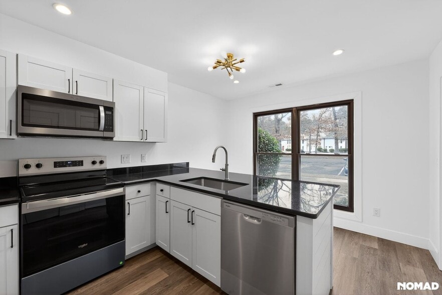 Building Photo - 1304 Seaton Rd