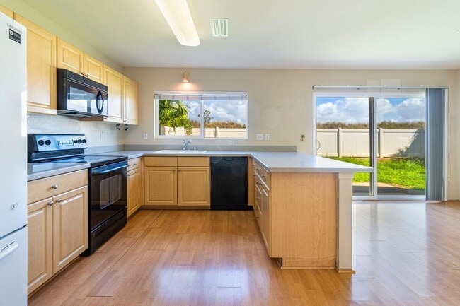 Building Photo - 91-1096 Ho&#x27;oka&#x27;ahea Street