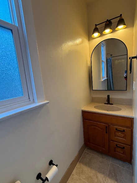 Building Photo - 2921-2923 20th St