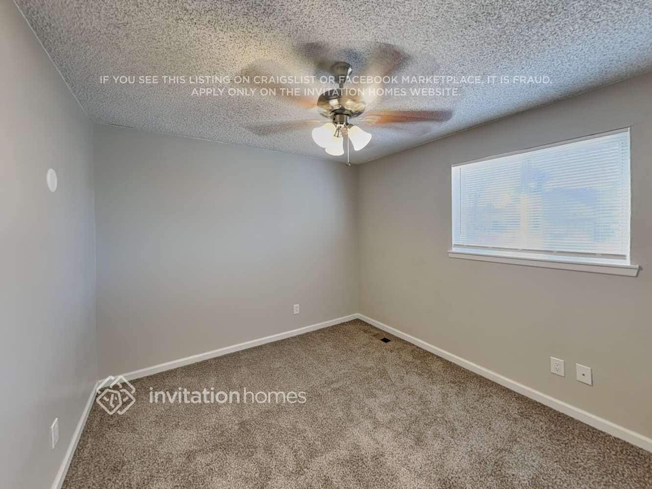 Building Photo - 2821 S Argonne St