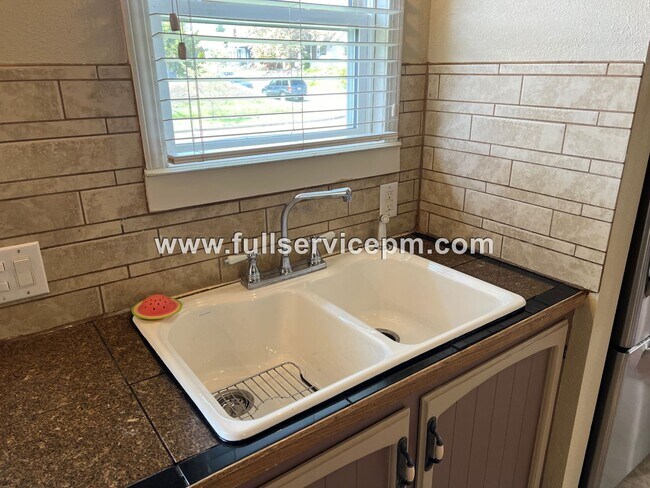 Building Photo - Wonderful corner lot home.